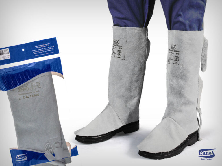 perneira-de-raspa-zanel-cinza-protecao-soldagem-com-embalagem-e-pessoa-usando-sobre-botas
