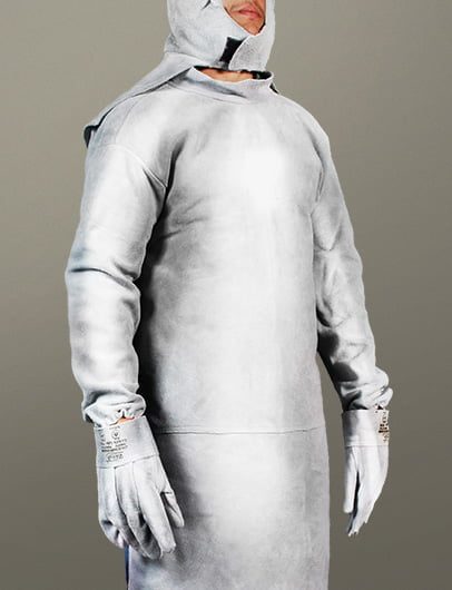 Visão lateral do Avental de Raspa com Mangas tipo Barbeiro, da Zanel EPIs de Raspa e Vaqueta, utilizado por Soldadores.