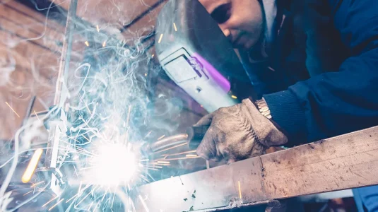 lesoes-mais-comuns-na-metalurgia